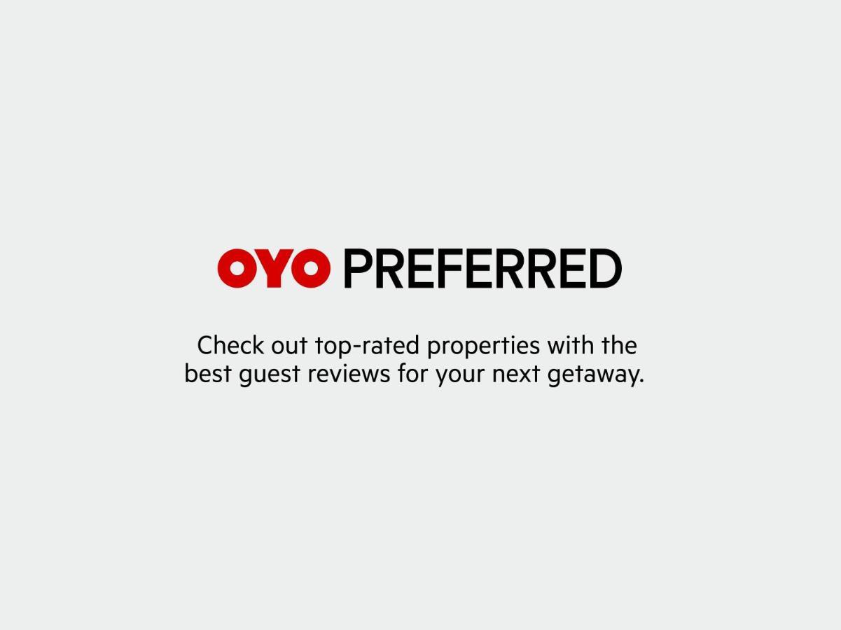 Oyo 15741 Z Inn Phursungi Exterior foto